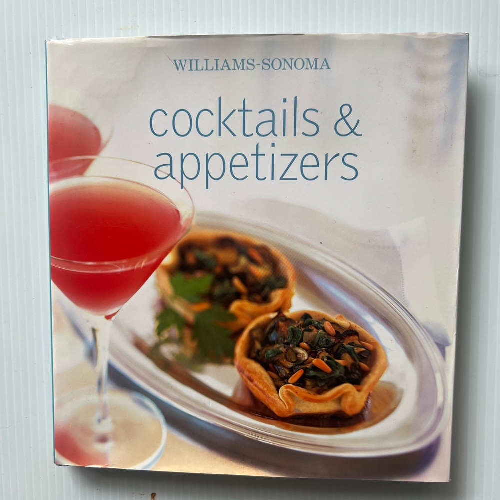 Williams and Sonoma appetizer and drinks book